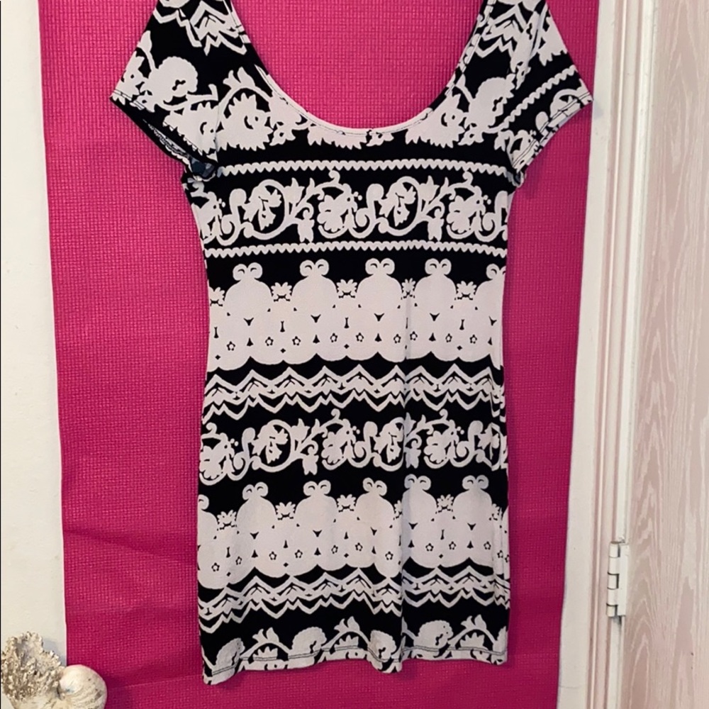 Black and White Printed Mini dress